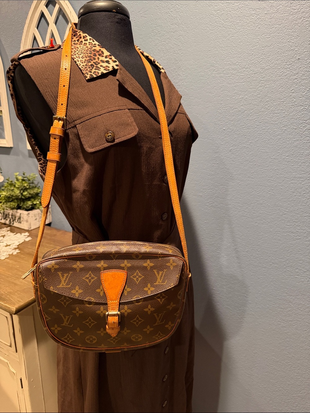 Vintage Louis Vuitton Jeune fille mm cross body bag